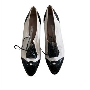 Perry Ellis | Sleek Tap Dancing Shoes Black White Size 6.5